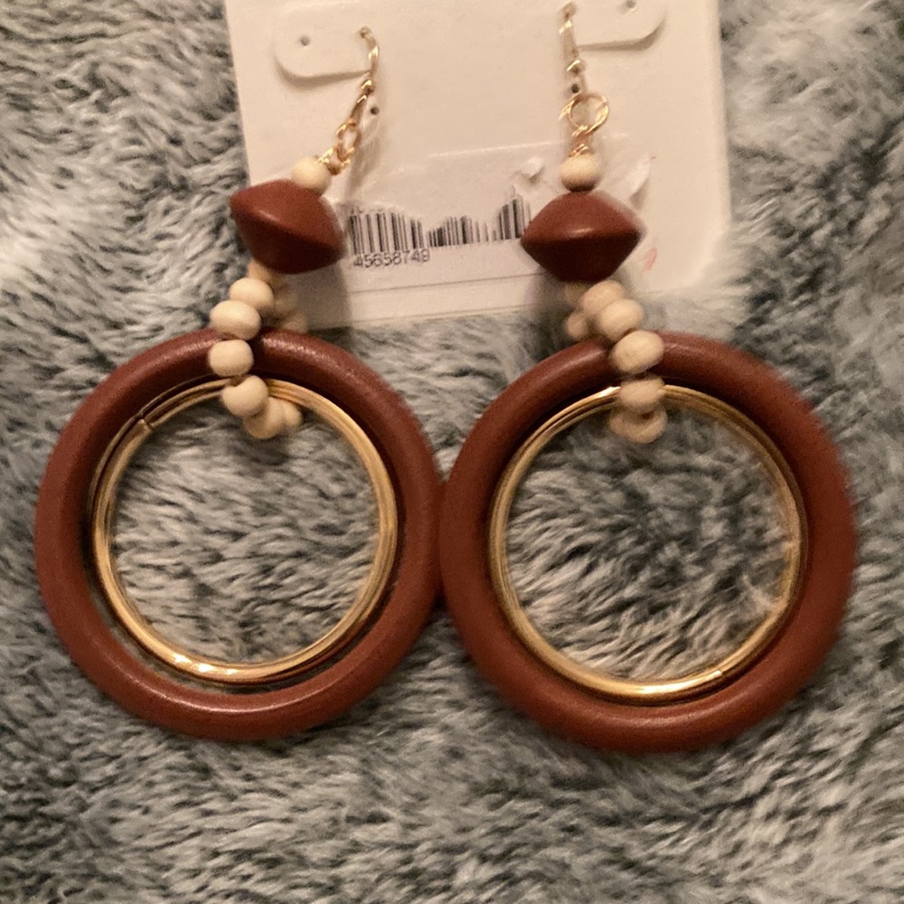 Boho Brown and beige and gold tone Pierce earrings